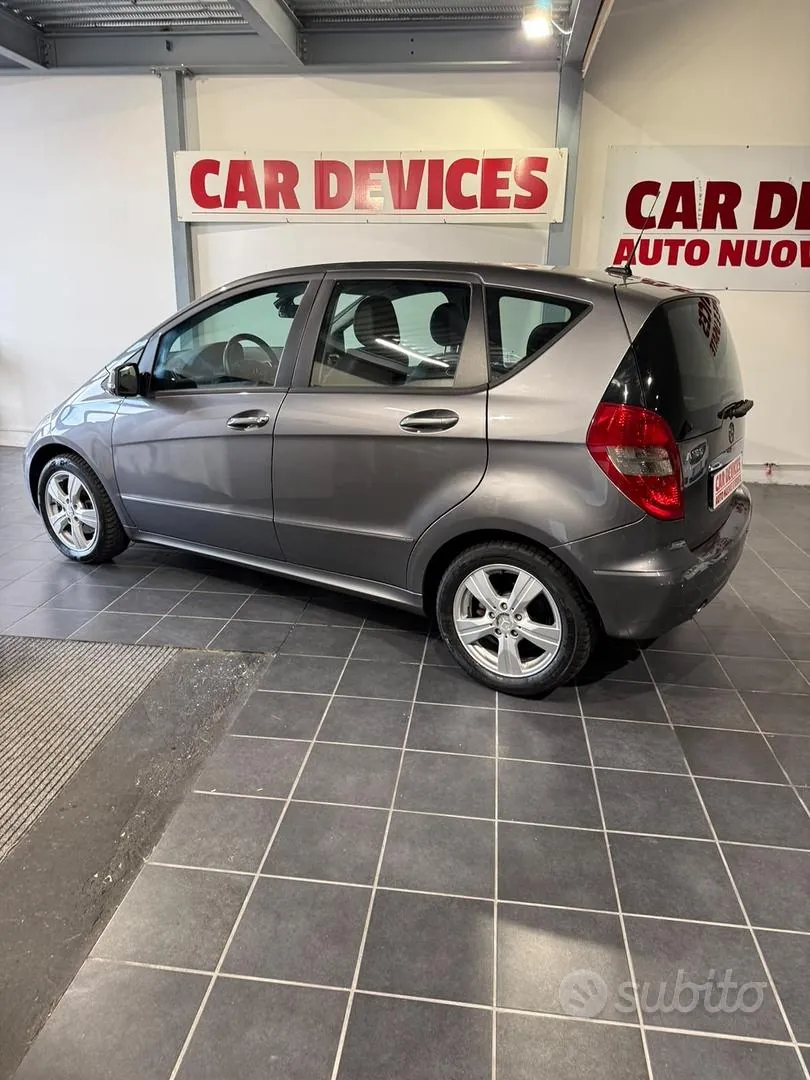 Mercedes-Benz A-Class 2009 photo 5