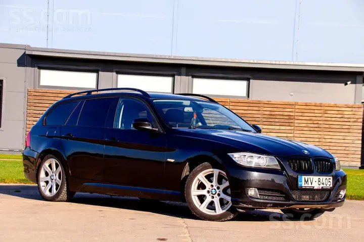 BMW 320D 2010 photo 3