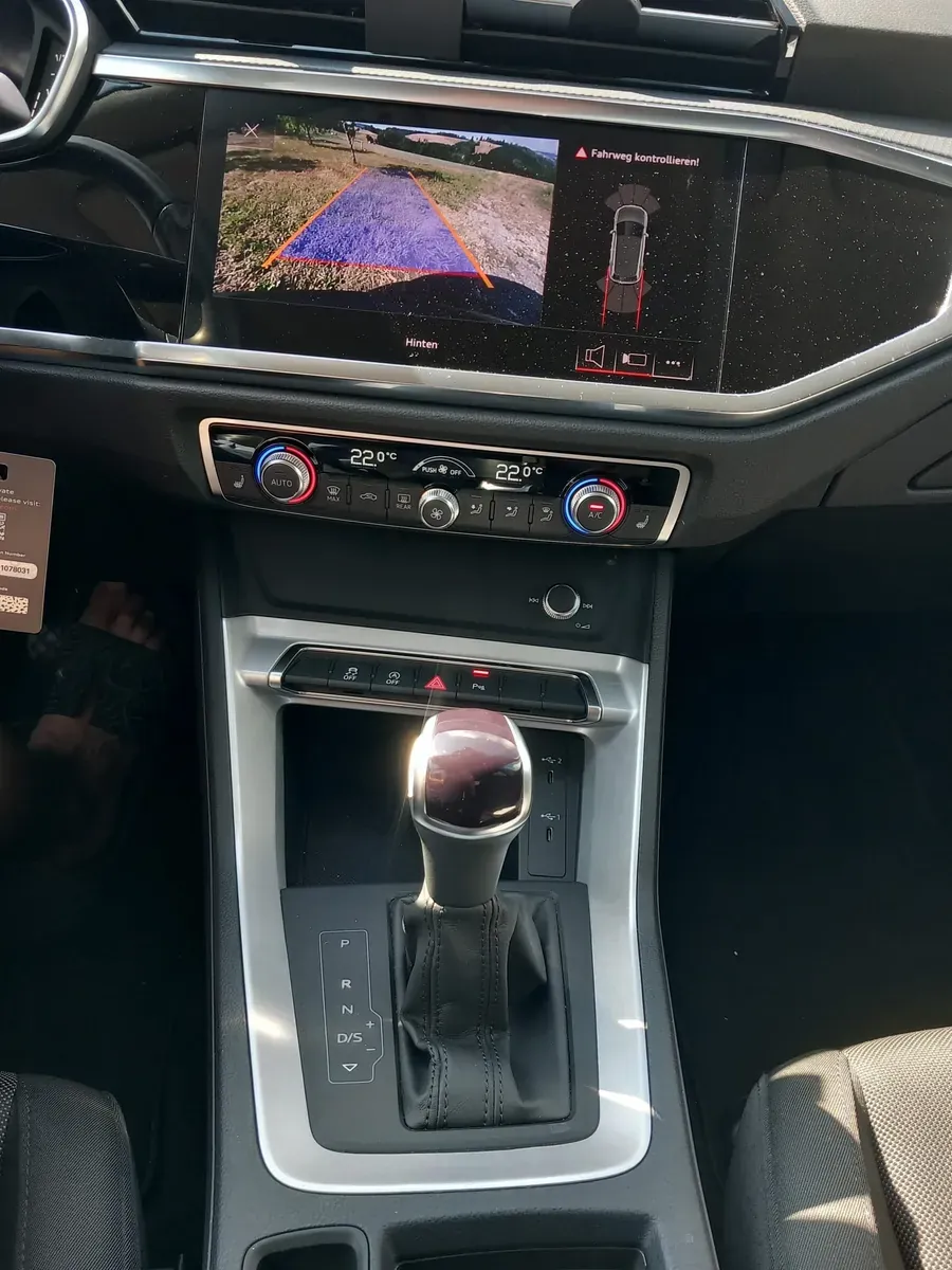 Audi Q3 2024 photo 3