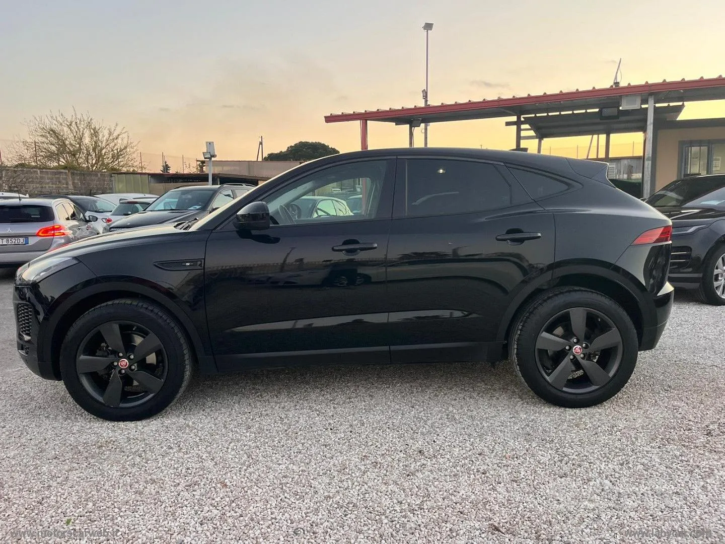 Jaguar E-Pace 2020 photo 4
