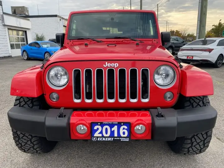 Jeep Wrangler Unlimited 2016 photo 3