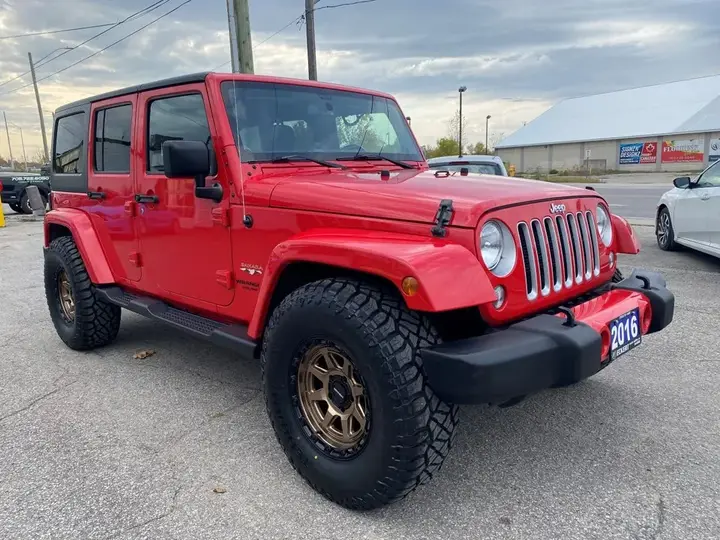 Jeep Wrangler Unlimited 2016 photo 4