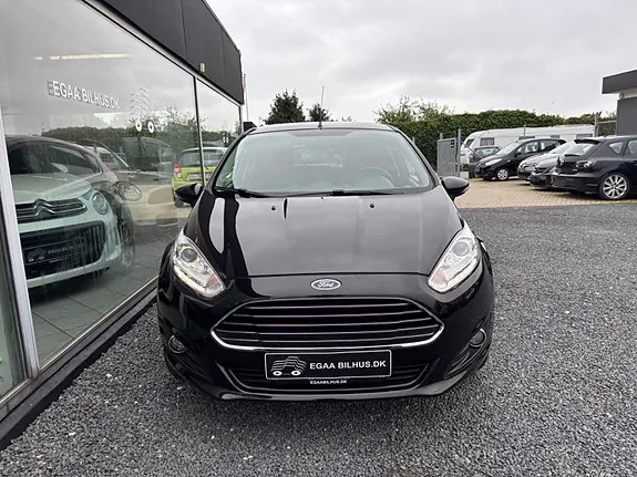 Ford Fiesta 2014 photo 3