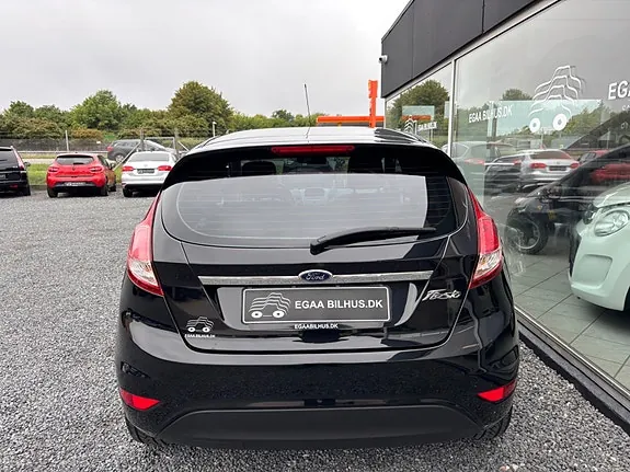 Ford Fiesta 2014 photo 4