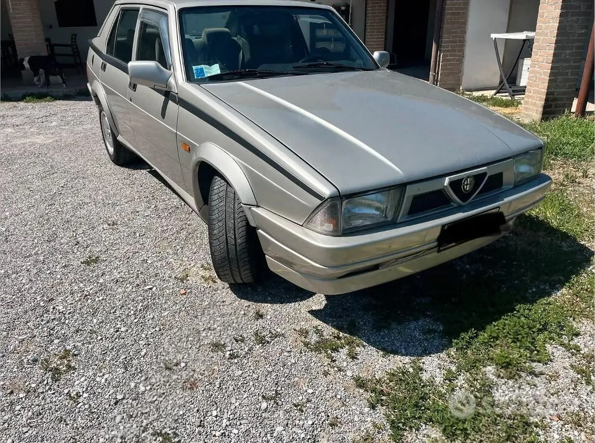 Alfa Romeo 75