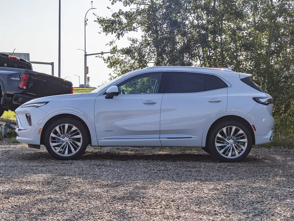 Buick Envision 2026 photo 5
