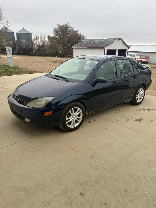 Ford Focus 2003 photo 2
