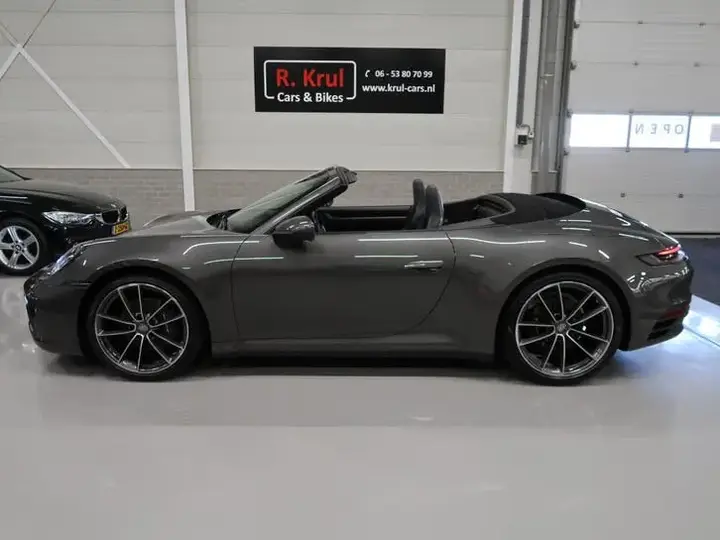 Porsche 911 2021 photo 3