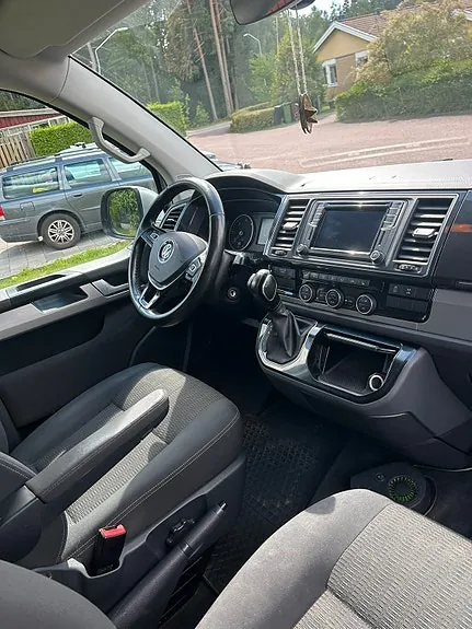 Volkswagen Multivan 2016 photo 4