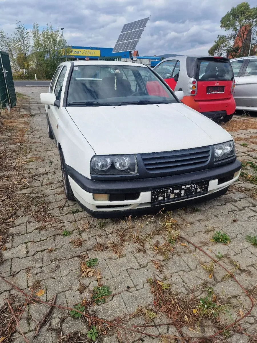 Volkswagen Vento 1992 photo 2