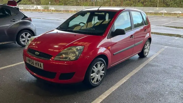 Ford Fiesta 2007 photo 2
