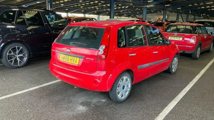 Ford Fiesta 2007 photo 4