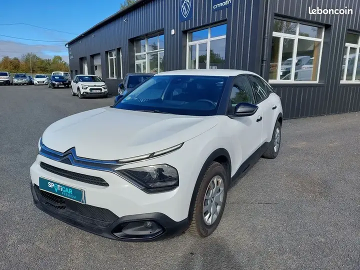 Citroen C4 2022 photo 2