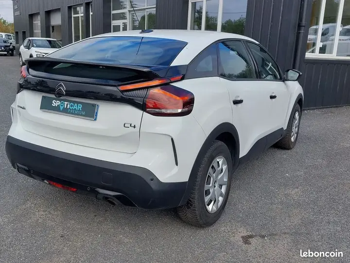 Citroen C4 2022 photo 3