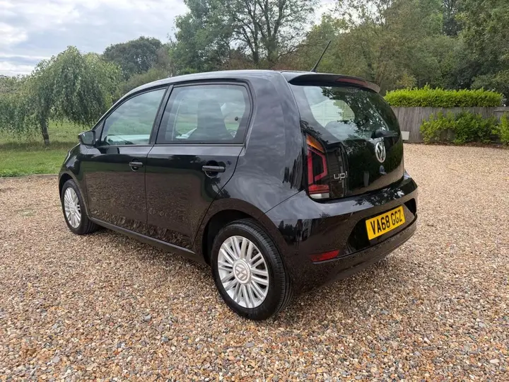Volkswagen Up 2019 photo 5