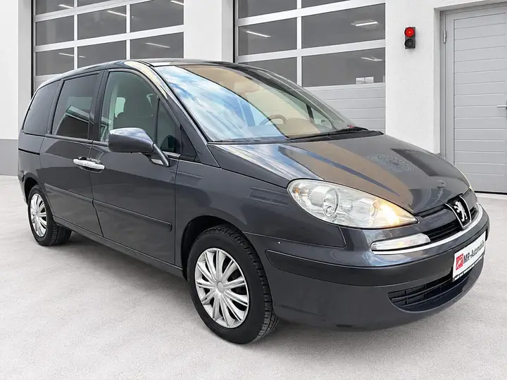 Peugeot 807