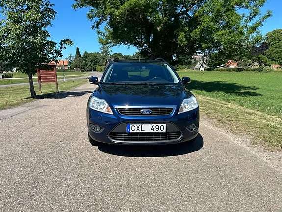Ford Focus 2011 photo 2
