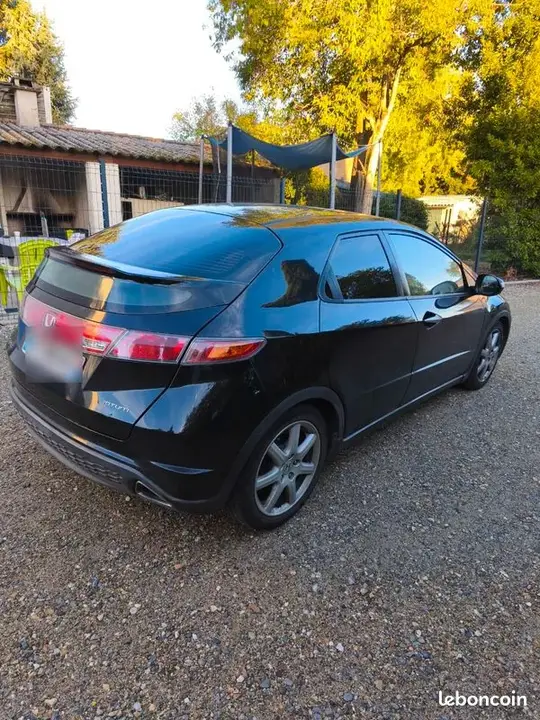 Honda Civic 2008 photo 2