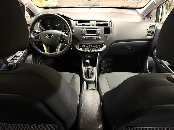 Kia Rio 2012 photo 4