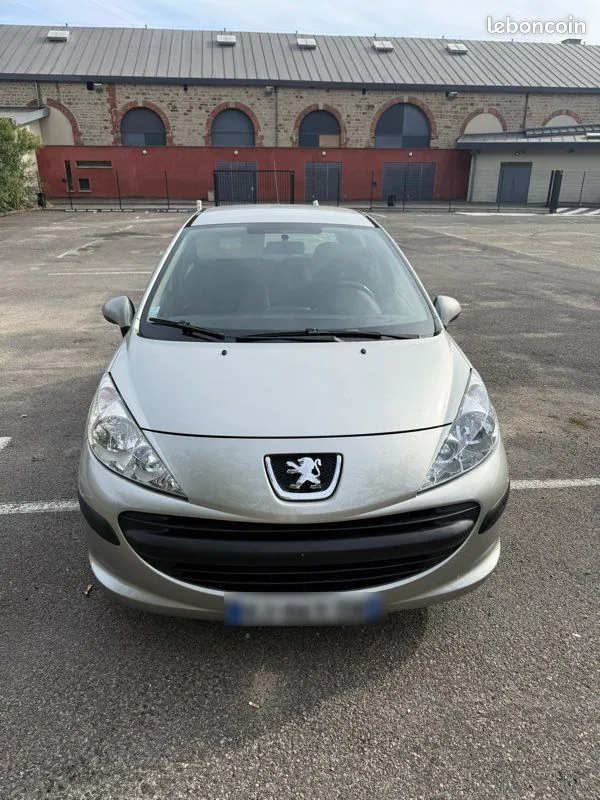 Peugeot 207