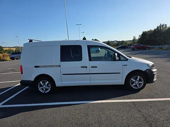 Volkswagen Caddy Maxi 2016 photo 2