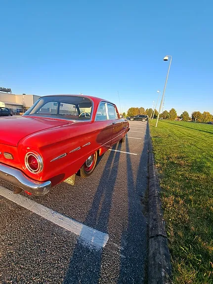 Ford Falcon 1961 photo 4