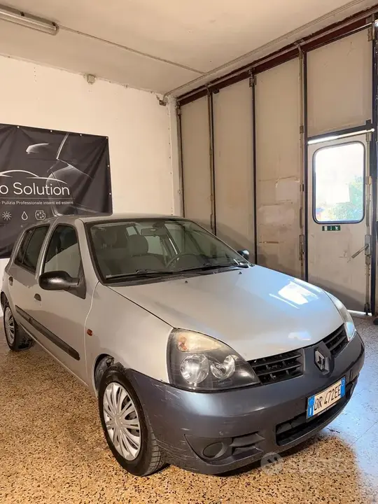 Renault Clio 2008 photo 3