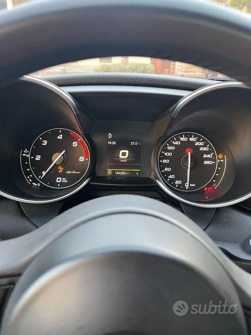 Alfa Romeo Giulia 2017 photo 3