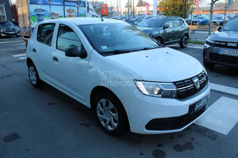 Dacia Sandero 2018 photo 2