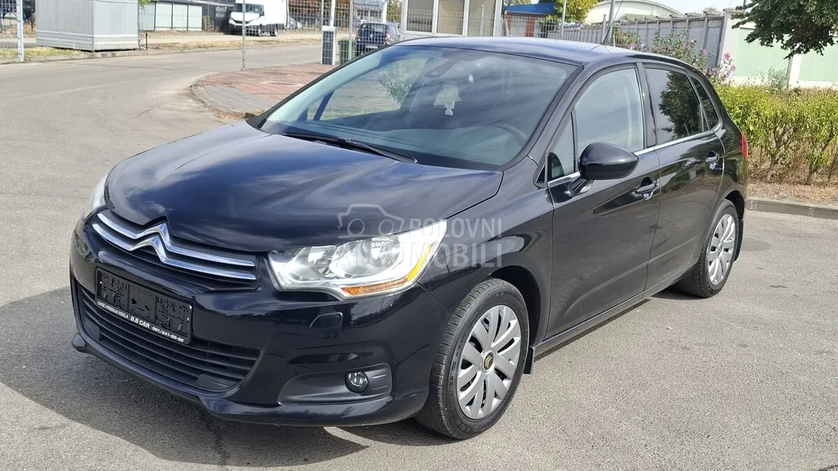 Citroen C4 2011 photo 2