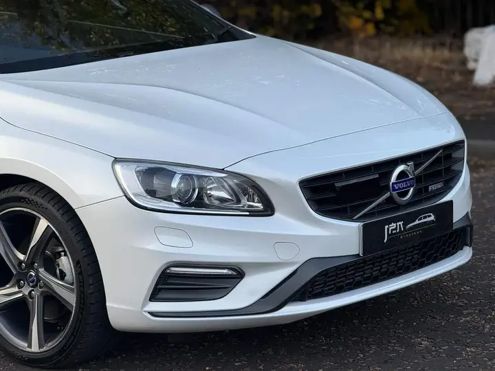 Volvo S60 2014 photo 5