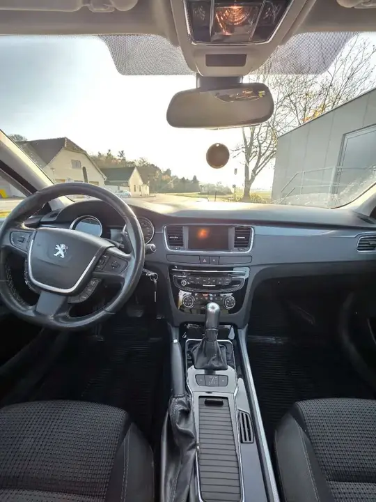 Peugeot 508 2015 photo 2