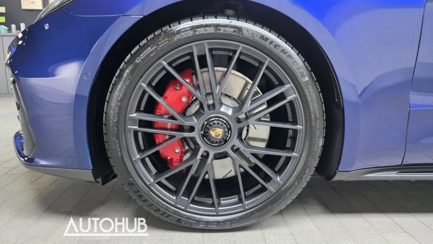 Porsche Panamera 2025 photo 5