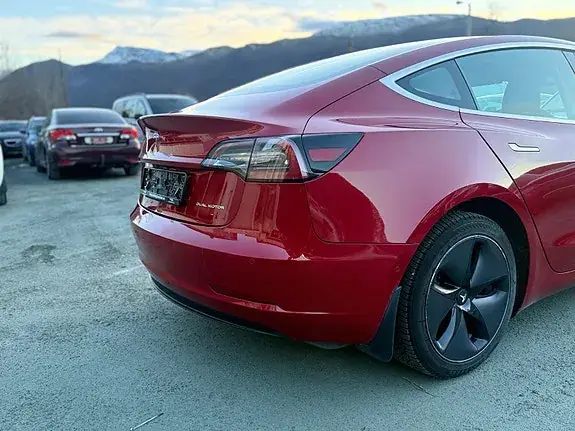 Tesla Model 3 2019 photo 5