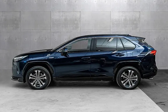 Toyota Rav4 2023 photo 2