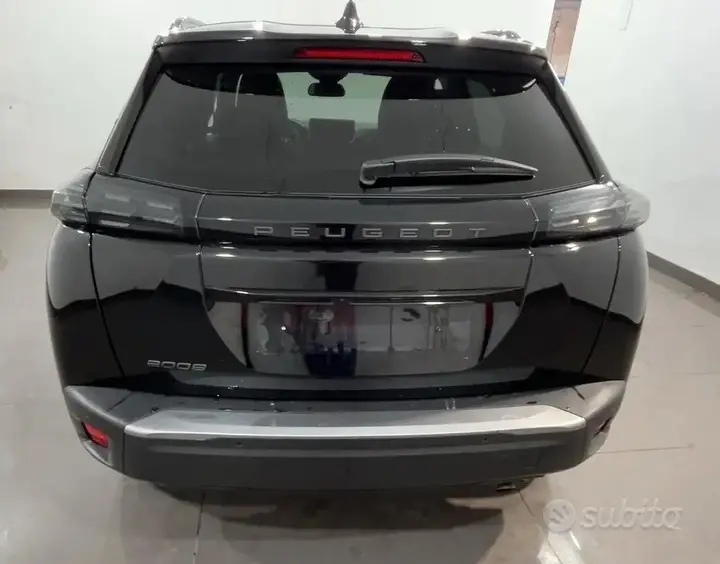 Peugeot 2008 2025 photo 4