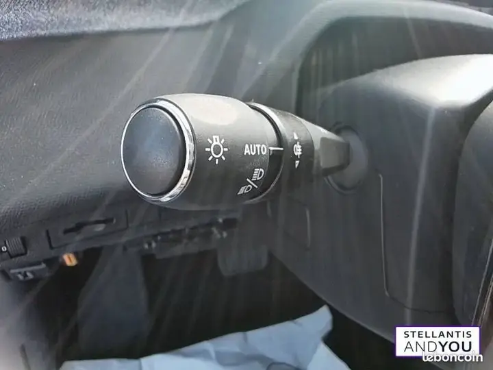 Peugeot 308 2026 photo 2