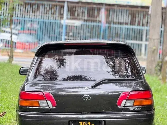 Toyota Starlet 1998 photo 3