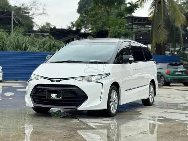 Toyota Estima