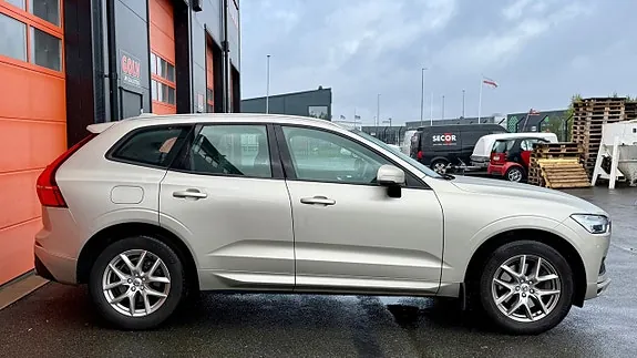 Volvo Xc60 2019 photo 4