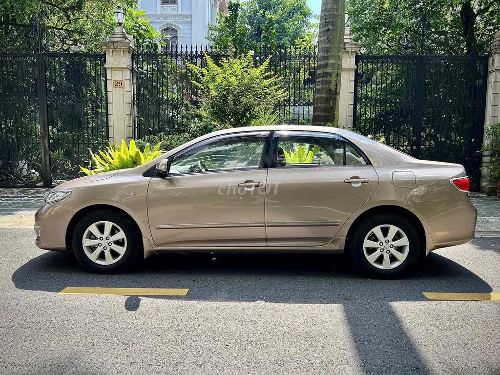 Toyota Altis