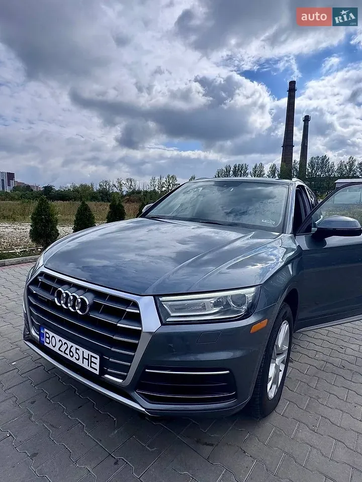 Audi Q5 2018 photo 2