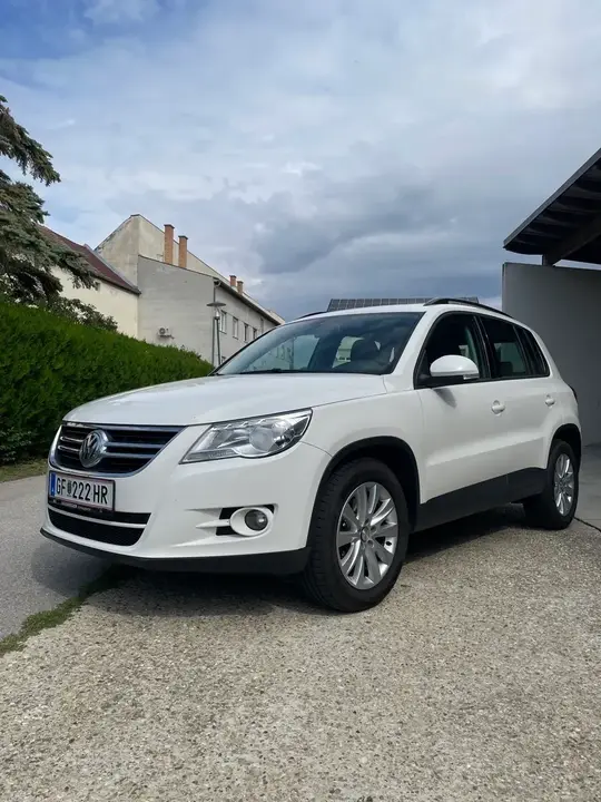 Volkswagen Tiguan 2009 photo 3