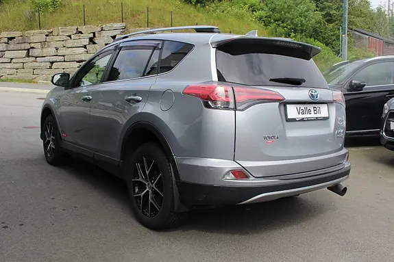 Toyota Rav4 2017 photo 4
