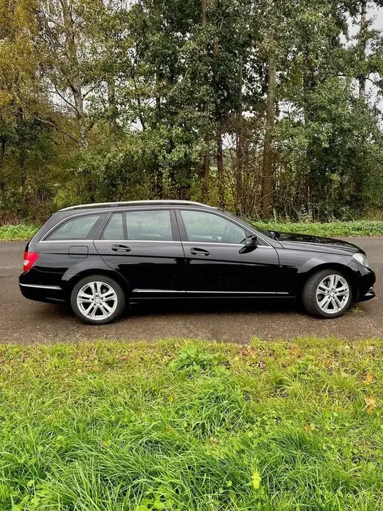 Mercedes-Benz C180
