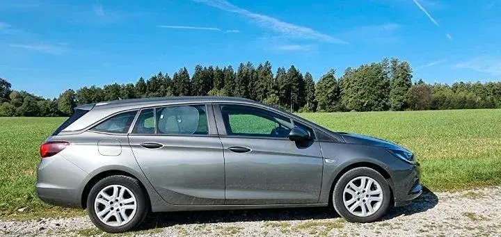 Opel Astra Sports Tourer