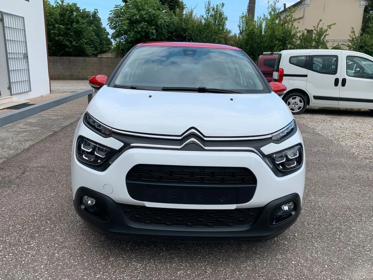 Citroen C3 2022 photo 2