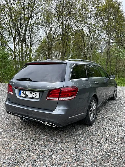 Mercedes-Benz E220 2016 photo 3