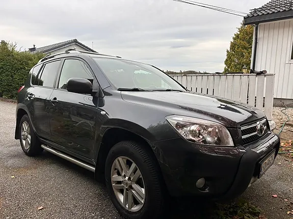 Toyota Rav4 2009 photo 4
