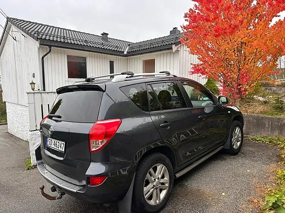 Toyota Rav4 2009 photo 3